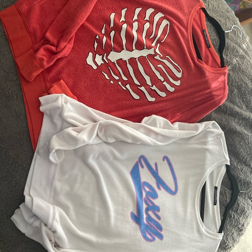 WildFox pullover bundle sz m